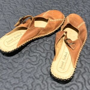 Ladies walking shoes.